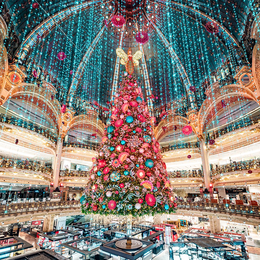 Louis Vuitton Does Christmas For Galeries Lafayette