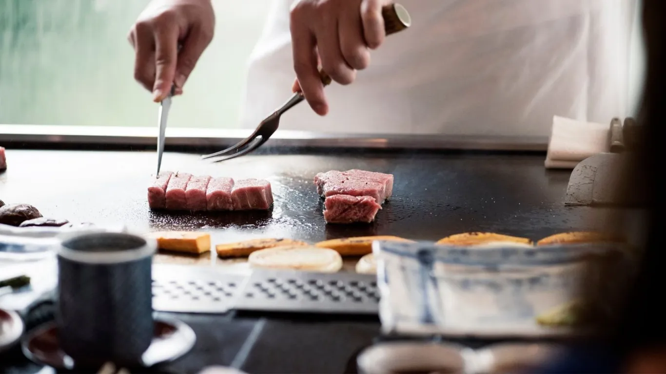 The Best Teppanyaki Restaurants In Hong Kong You Need To Try