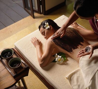 The Fragrant World of Thai Spas