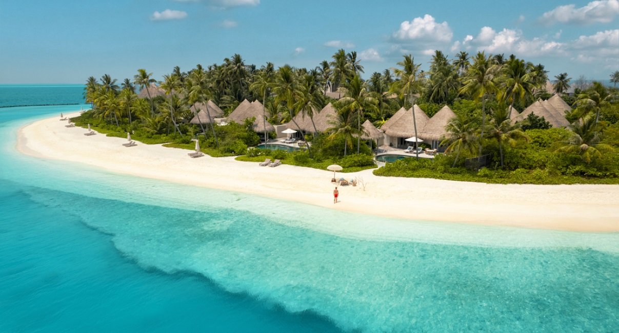 Spend your summer in the Maldives